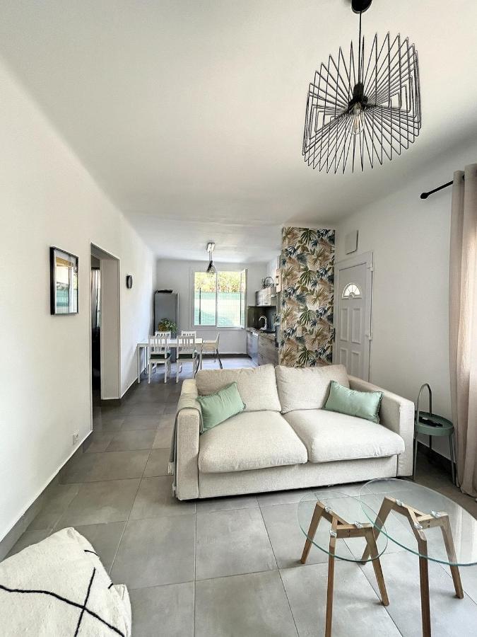 Charmante Maison De Ville Avec Jardin, Terrasse Et Terrain De Petanque Фос-сюр-Мер Экстерьер фото