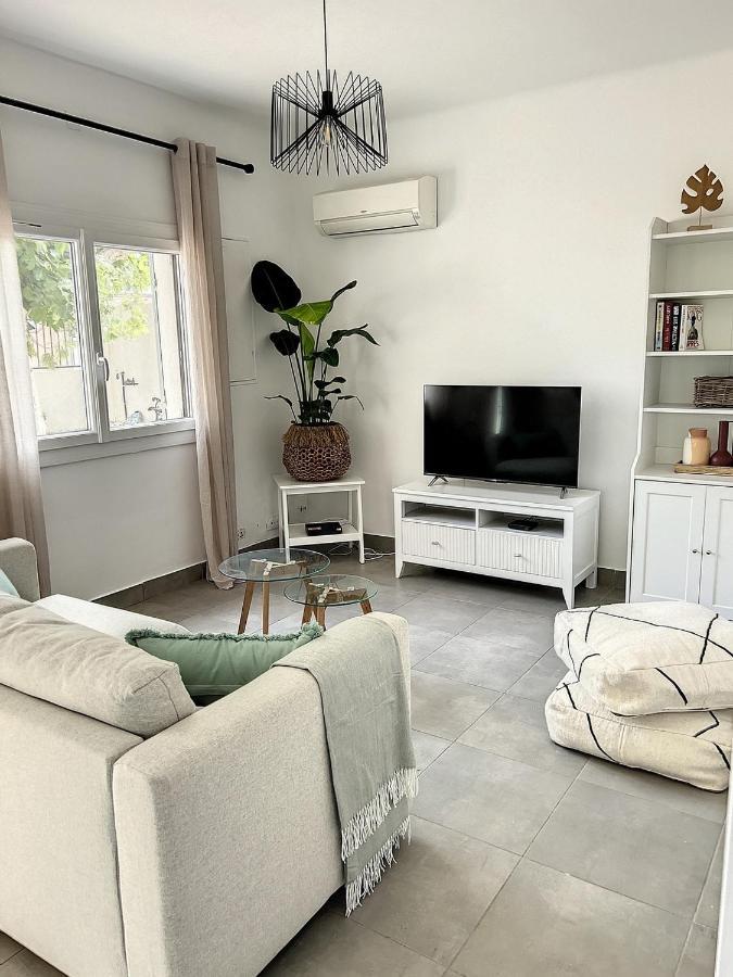 Charmante Maison De Ville Avec Jardin, Terrasse Et Terrain De Petanque Фос-сюр-Мер Экстерьер фото